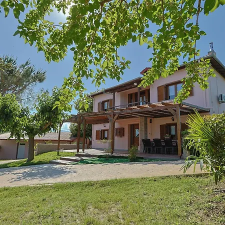 Vila Peponi Spacious Traditional With Garden - Bbq & Private Parking Kateríni