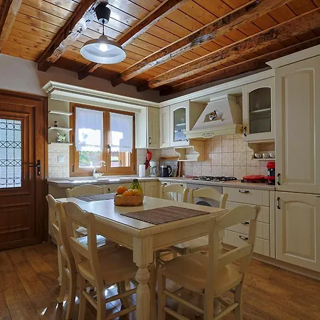Peponi Spacious Traditional With Garden - Bbq & Private Parking Kateríni