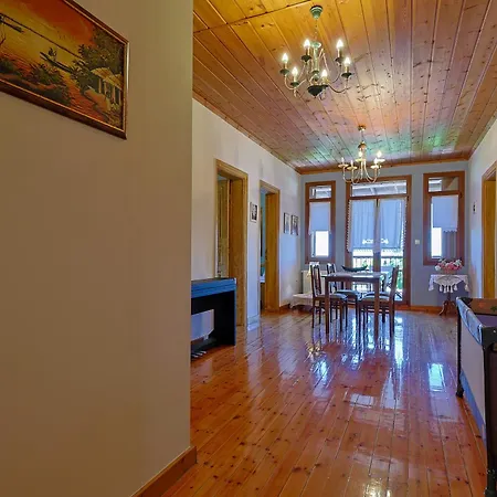 Peponi Spacious Traditional With Garden - Bbq & Private Parking