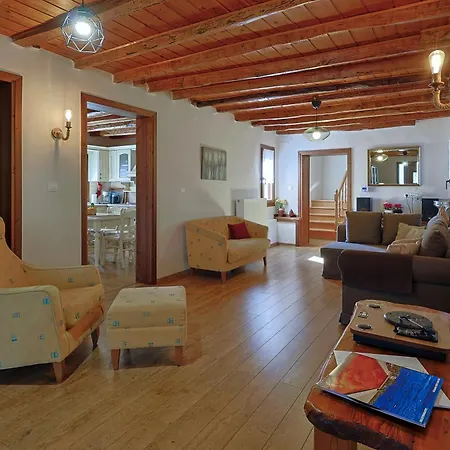 Peponi Spacious Traditional With Garden - Bbq & Private Parking Vila *