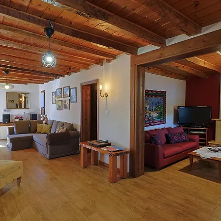 Peponi Spacious Traditional With Garden - Bbq & Private Parking