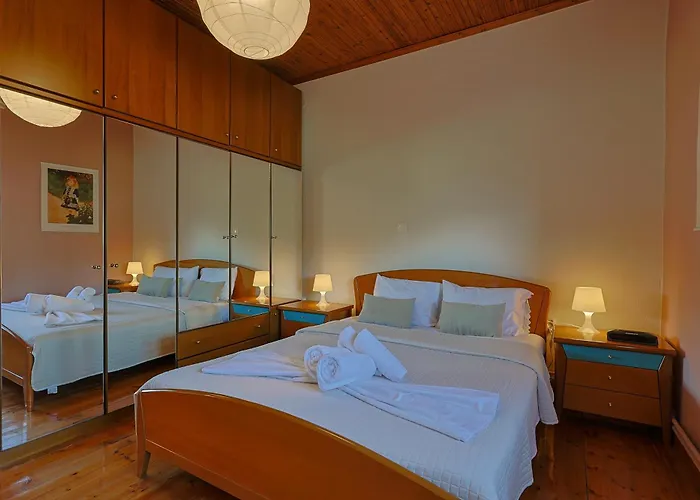 Peponi Spacious Traditional With Garden - Bbq & Private Parking