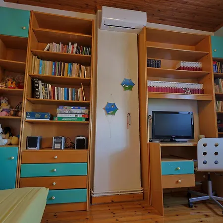 Traditional Peponi カテリーニ