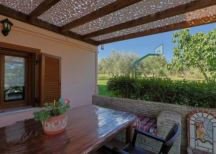Peponi Spacious Traditional With Garden - Bbq & Private Parking Villa Kateríni